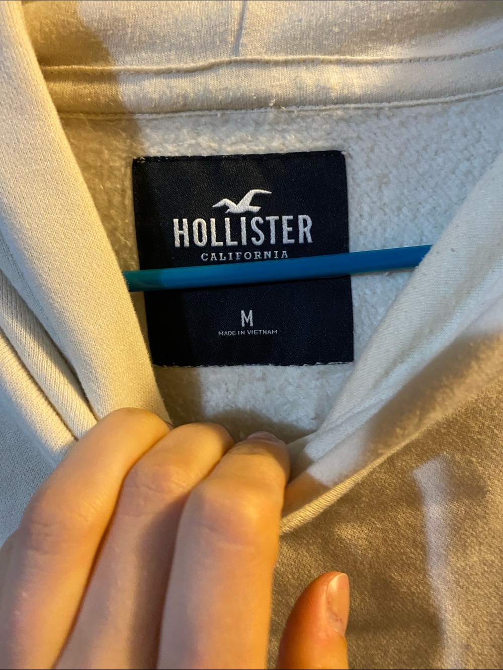 Hollister Unisex Hoodie - Picture 2 of 2